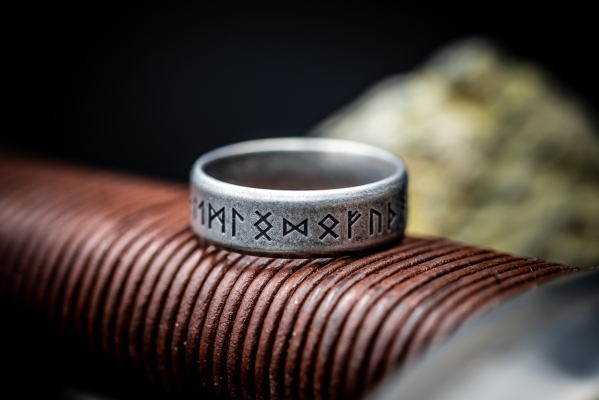 Elder Futhark Runen Ring für Wikinger, Edelstahl